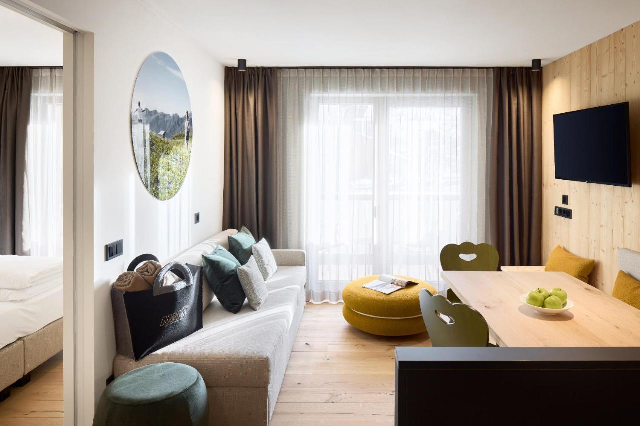 Movi Family Apart-Hotel ****S Corvara In Badia Ngoại thất bức ảnh