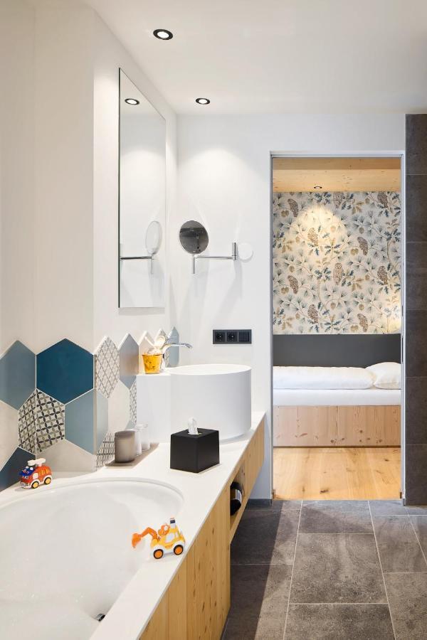Movi Family Apart-Hotel ****S Corvara In Badia Ngoại thất bức ảnh